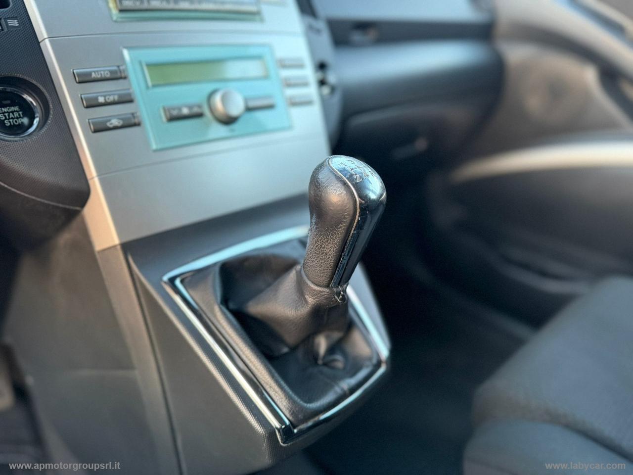 TOYOTA Corolla Verso 2.0 16V D-4D Sol 7 POSTI