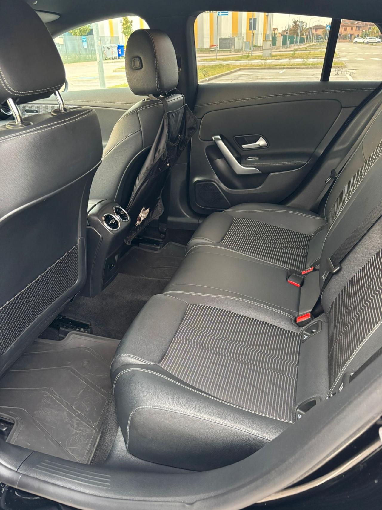 Mercedes-benz CLA 180 d Automatic Shooting Brake Sport