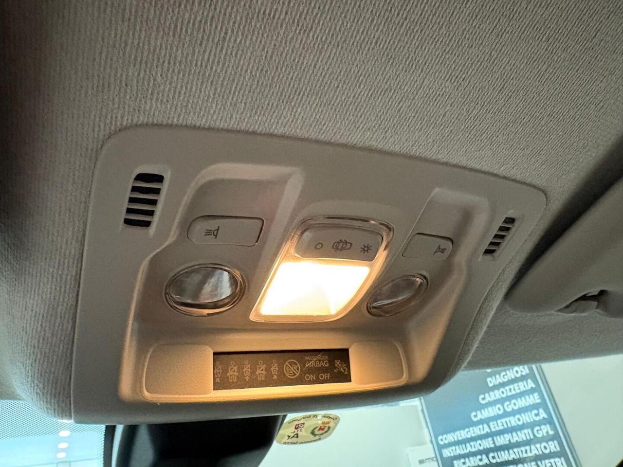 Citroen C3 1.2 puretech Shine Pack s&s 83cv