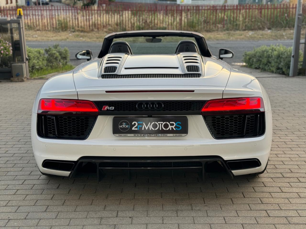 Audi R8 Spyder 5.2 V10 fsi quattro 540cv s-tronic