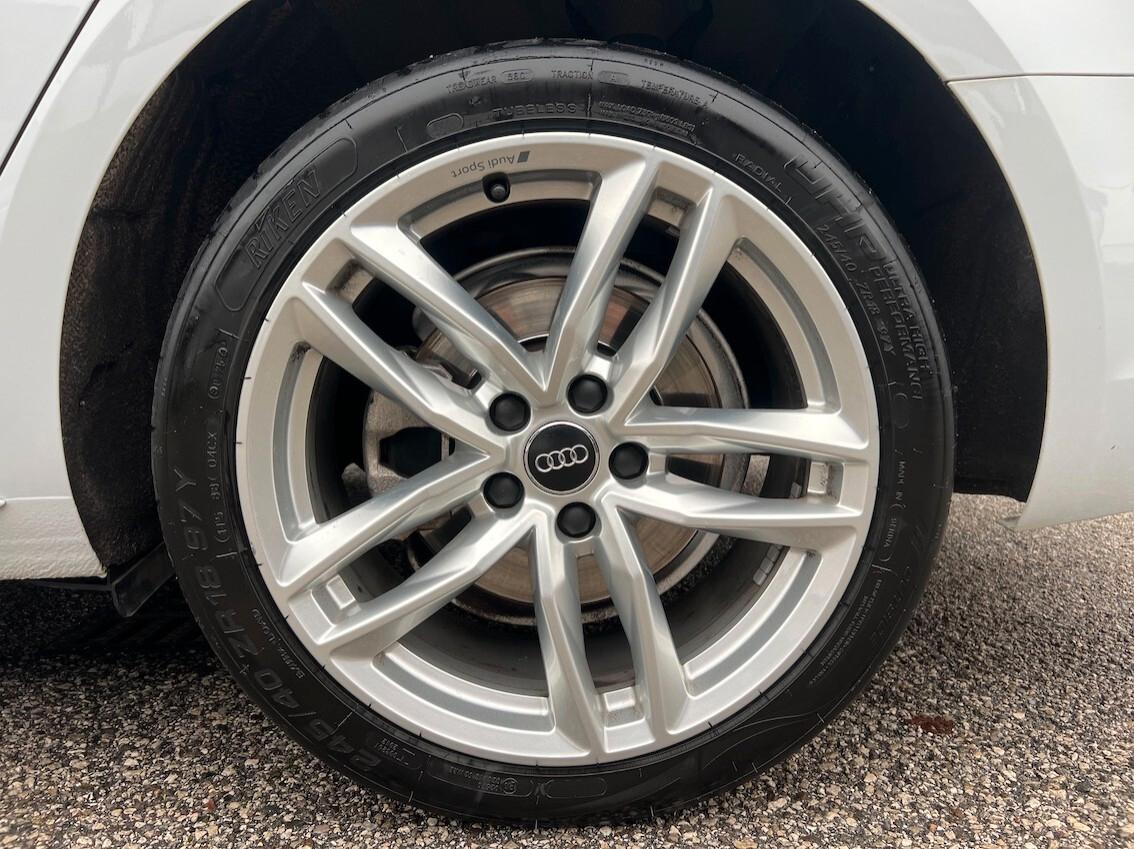 Audi A4 40 2.0 tdi Sport S-Line quattro 190cv s-tronic