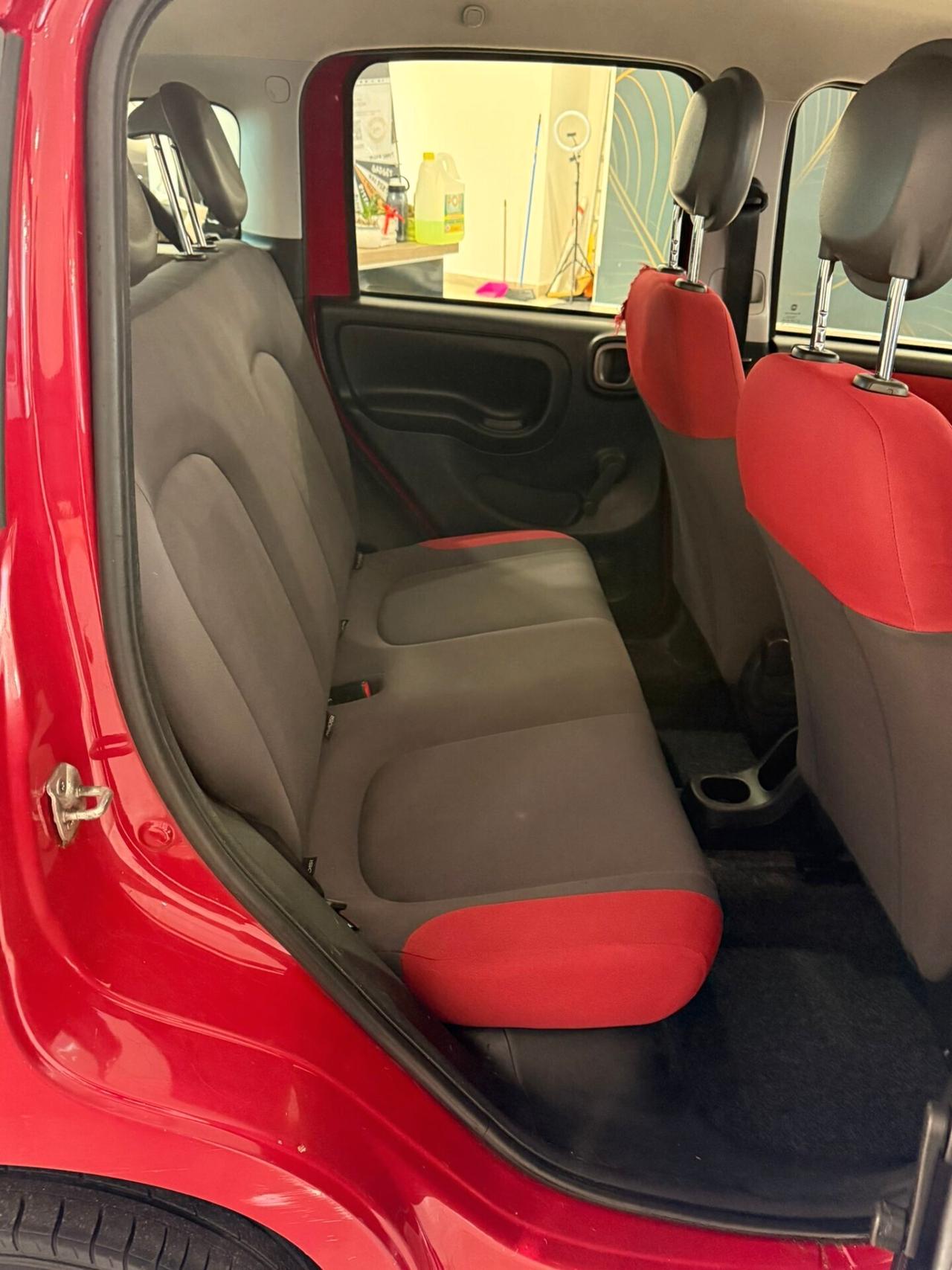 Fiat Panda 0.9 TwinAir Turbo Natural Power Lounge