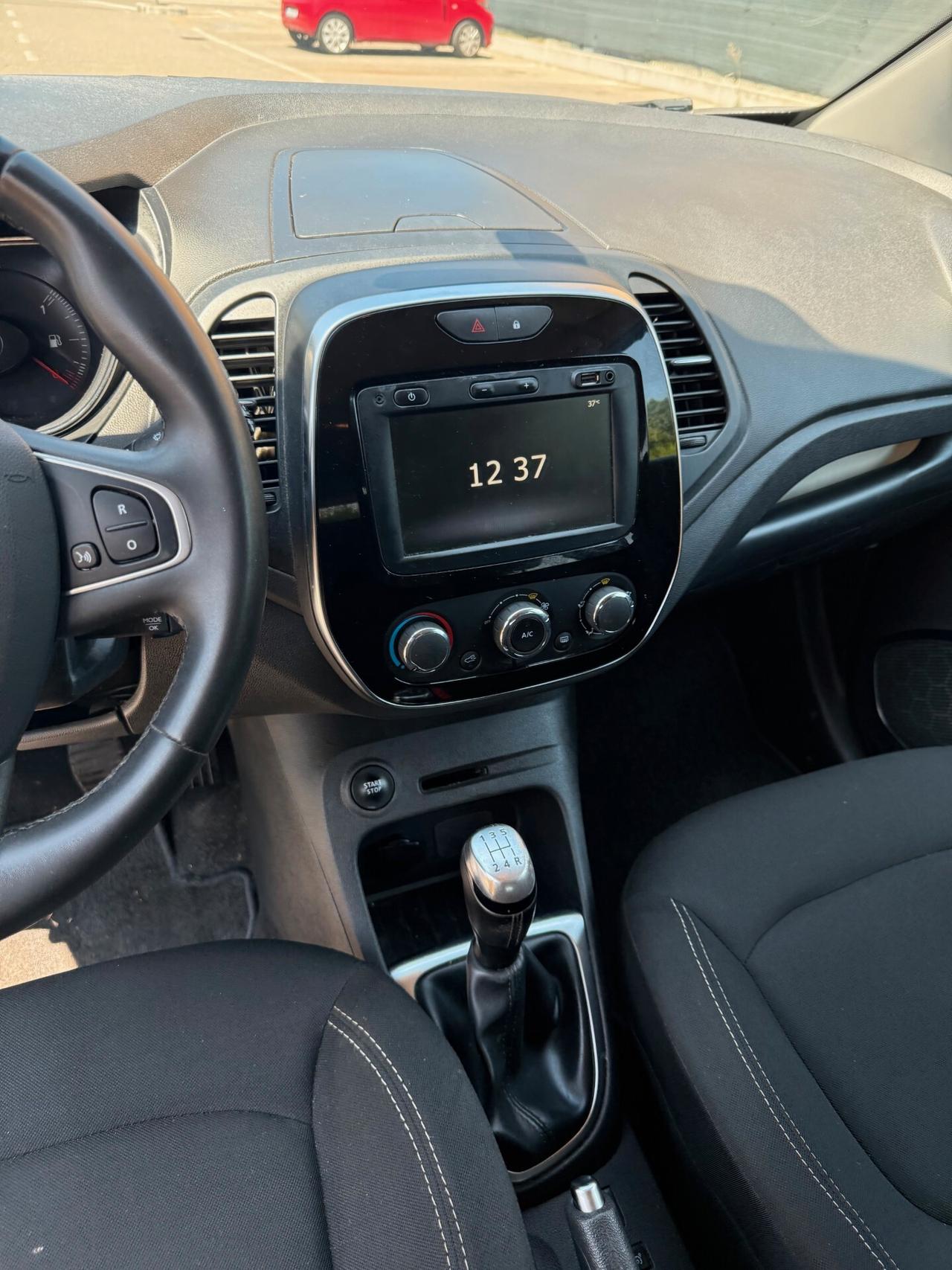 Renault Captur 1.5 dci - NEOPATENTATI - 12 MESI DI GARANZIA -