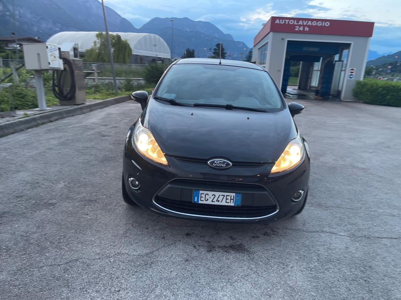 Ford Fiesta 1.4 TDCi 70CV 3 porte Titanium SI NEOPATENTATI