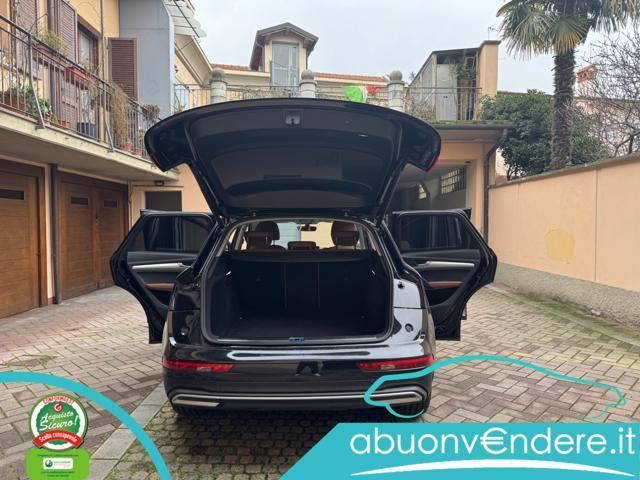 AUDI Q5 35 TDI S tronic Business Advanced