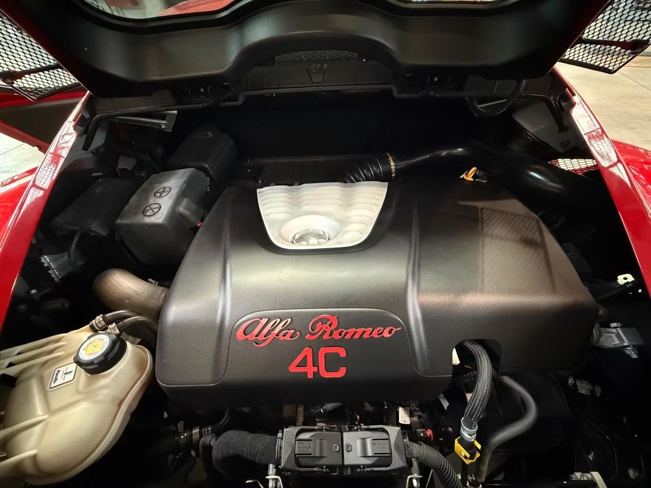 Alfa Romeo 4C 1750 TBi