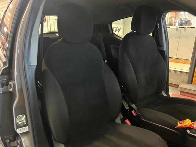 LANCIA Ypsilon 1.2 69 CV 5 porte Gold