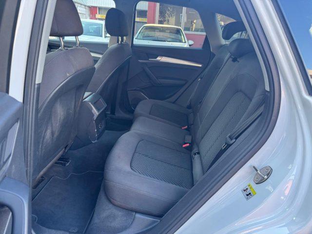 AUDI Q5 2.0 TDI QUATTRO S tronic Bus. Design