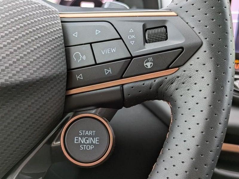 Cupra Terramar Terramar 1.5 eTSI Hybrid DSG DCC TETTO HEAD-UP MATRIX LED CAMERA 360