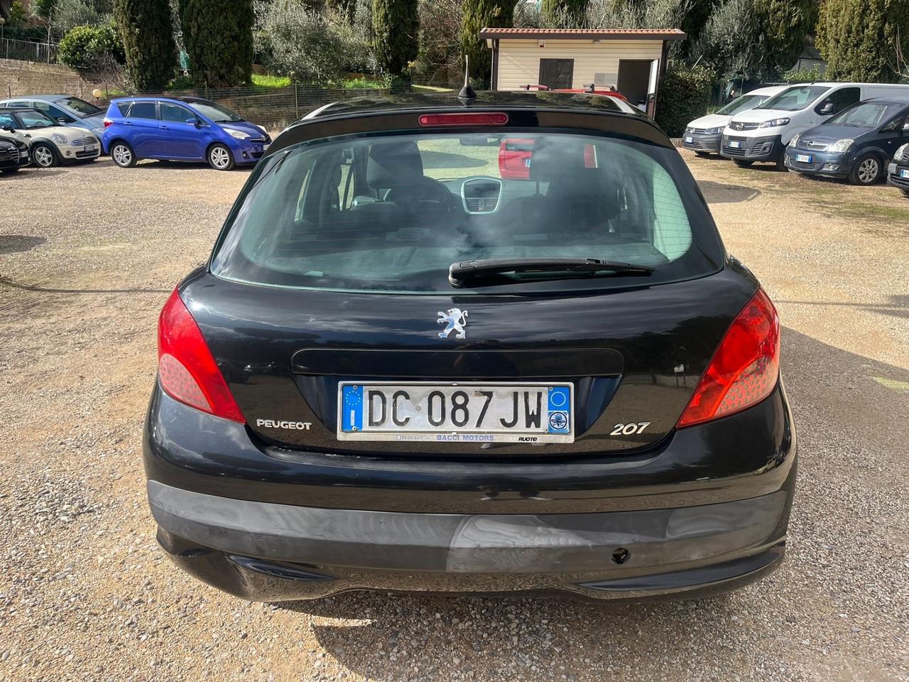 Peugeot 207 1.4 Diesel - Neopatentati