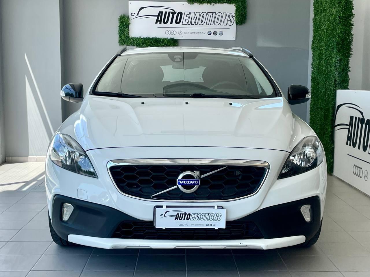 Volvo V40 Cross Country - Gancio Traino