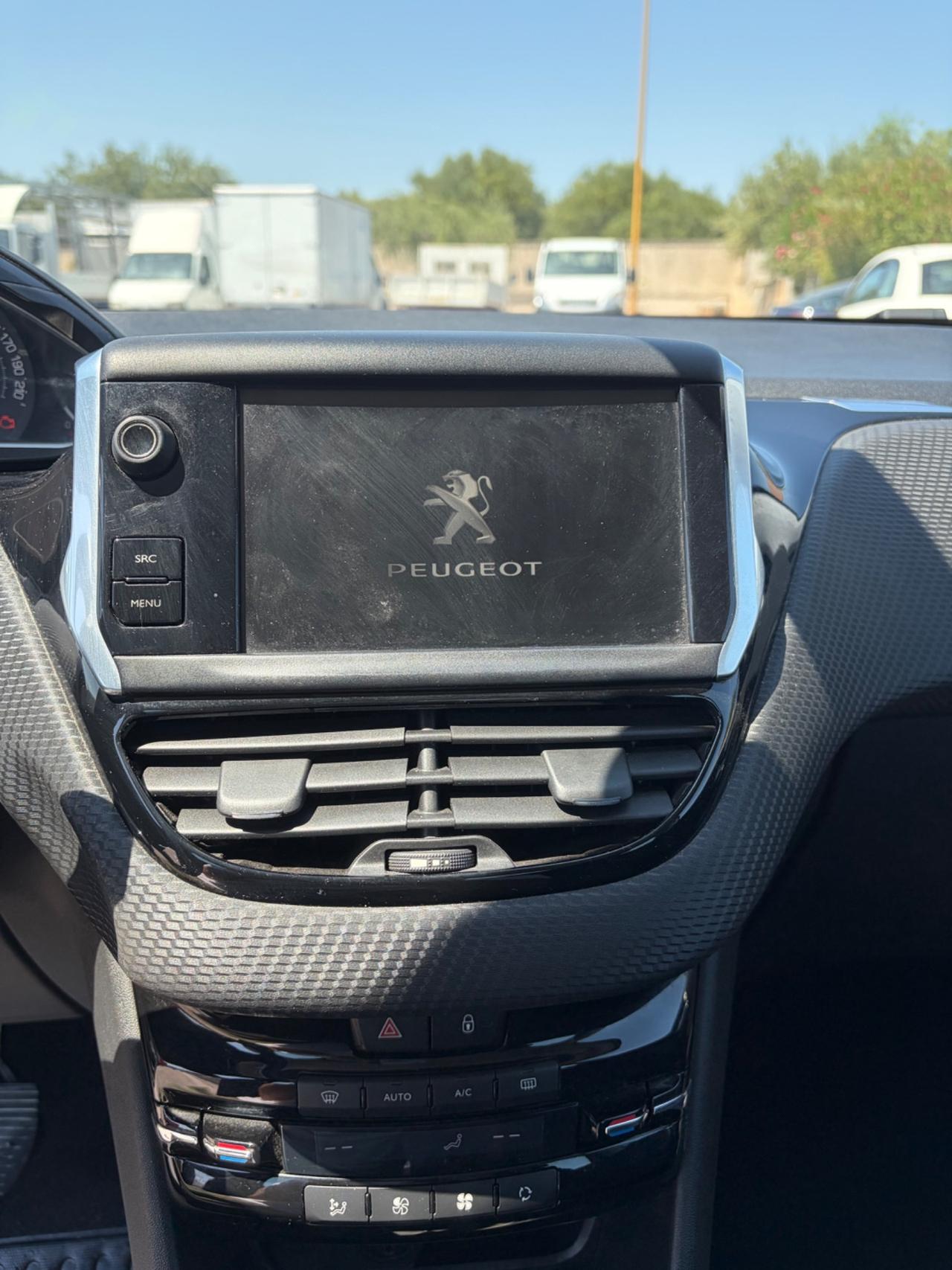 Peugeot 208 BlueHDi 75 5 porte Allure