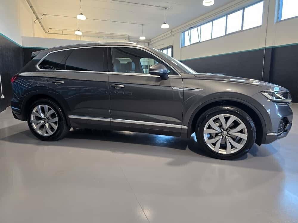 Volkswagen Touareg 3.0 V6 TDI SCR Advanced /SOSP PNEUM/4 RUOTE STERZ