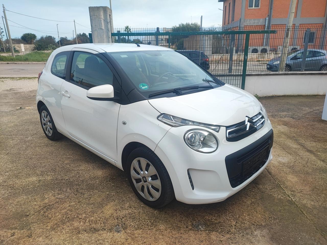 Citroen C1 VTi 72 S&S 3 porte Shine