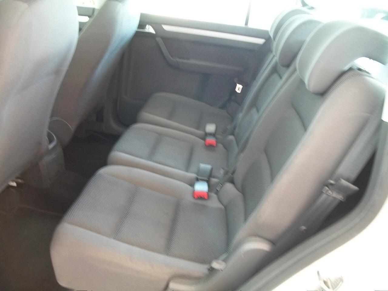 Volkswagen Touran 1.6 TDI Comfortline si nuovi patentati cc 1598 km 171240 garanzia un anno