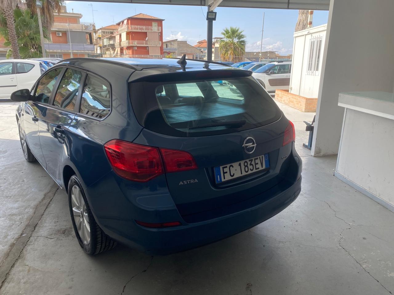 Opel Astra 1.6 CDTI 136CV EcoFLEX S&S Sports Tourer Cosmo