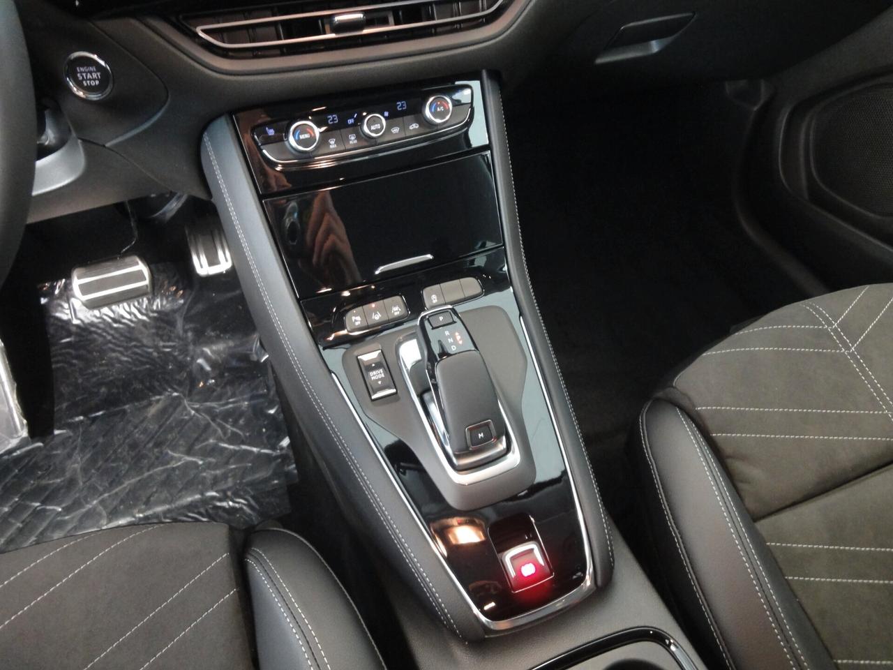 OPEL GRANDLAND ULTIMATE BUSINESS ELEGANCE 1.5d 130cv/96kw AT8 Cambio Automatico