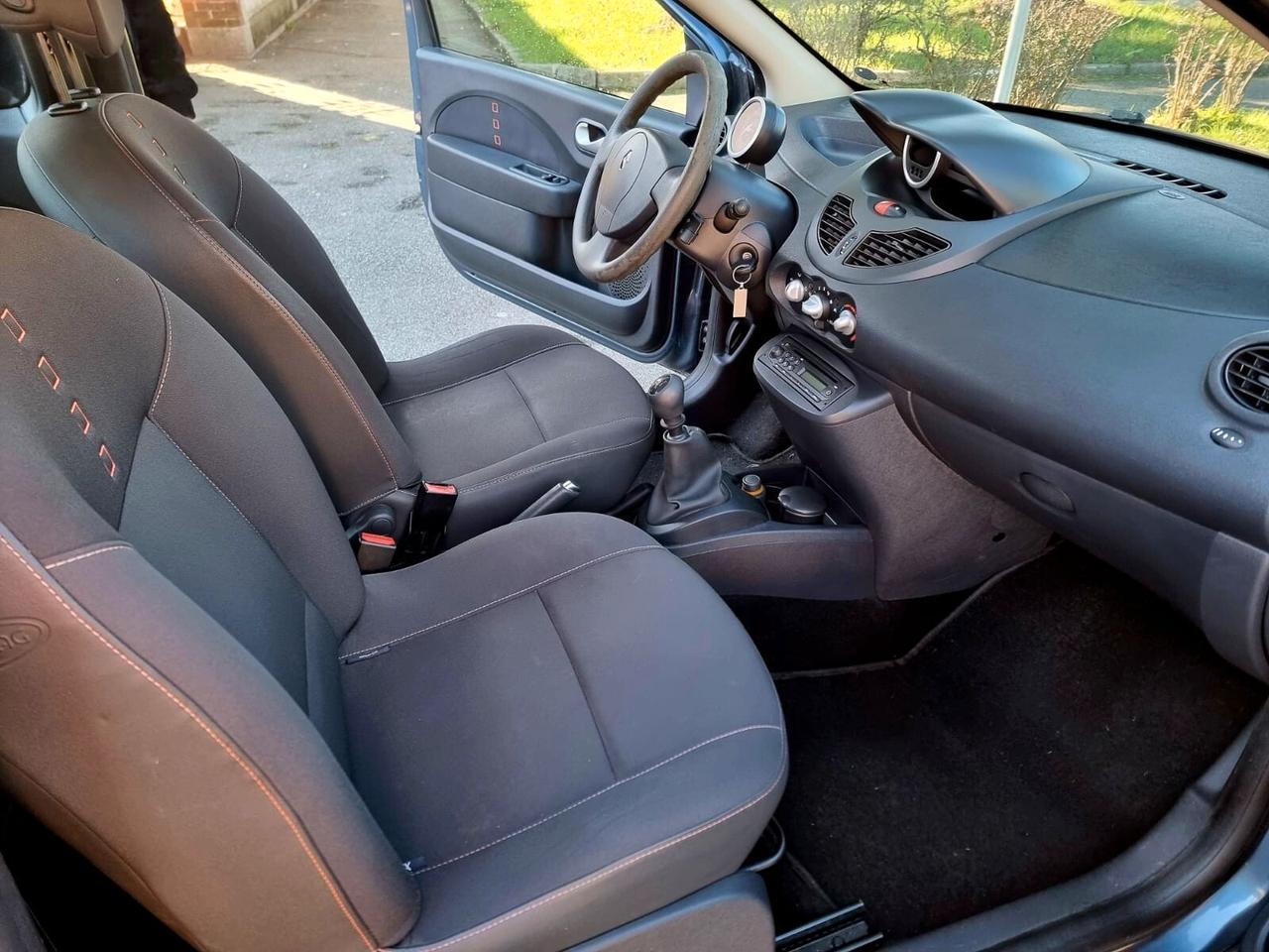 Renault Twingo 1.2 16v ADATTA A NEOPATENTATI