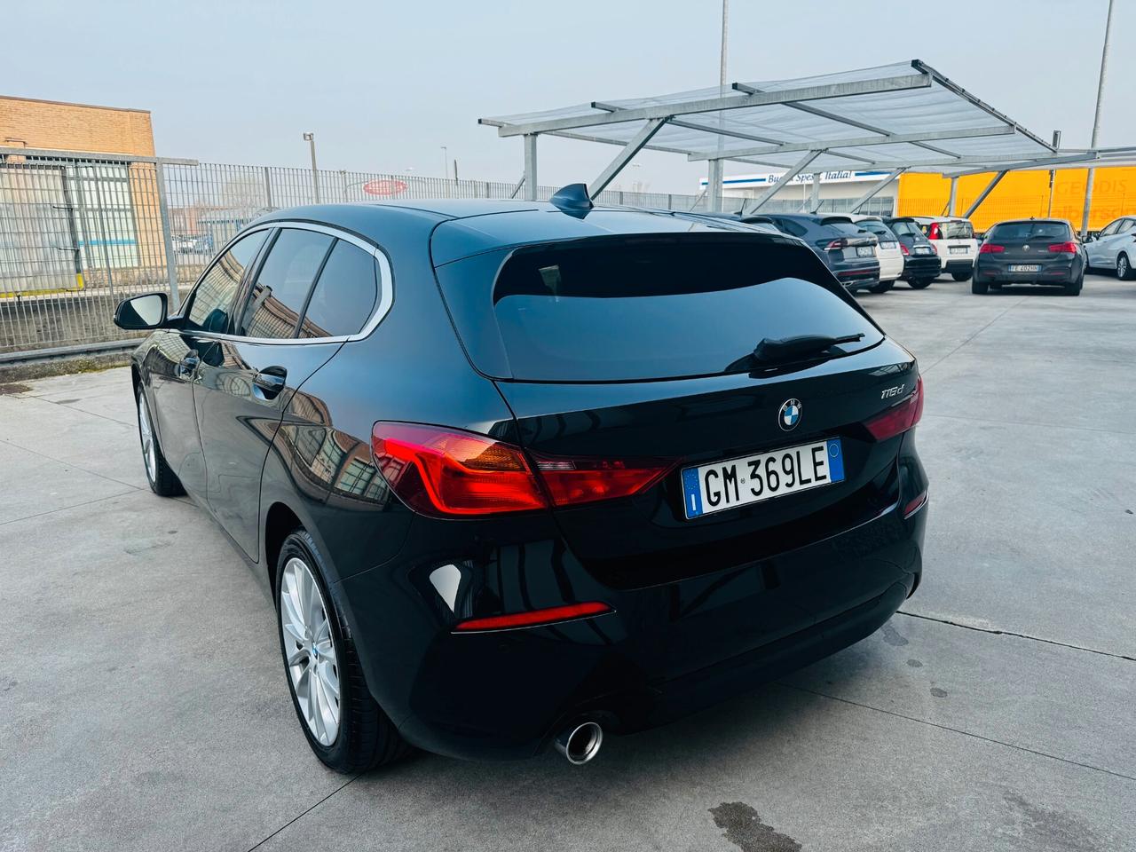 Bmw 116 116d 5p. SPORT