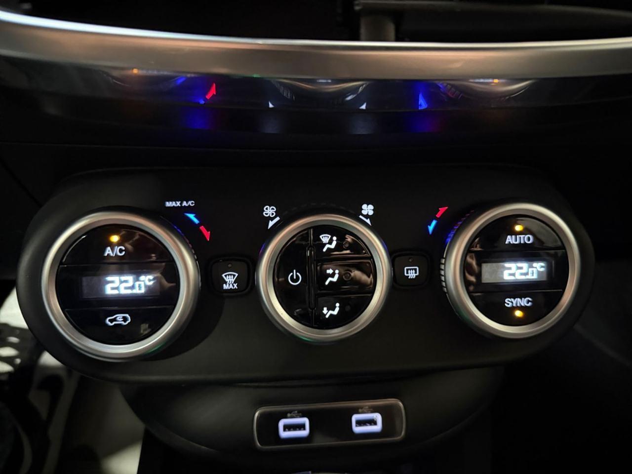 Fiat 500X 1.5 T4 Hybrid 130 CV DCT Red