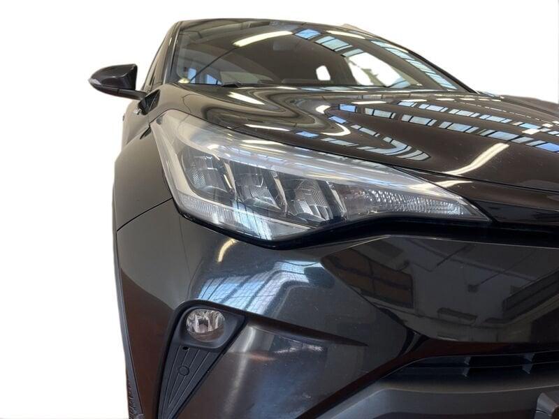 Toyota C-HR 1.8 Hybrid E-CVT Trend