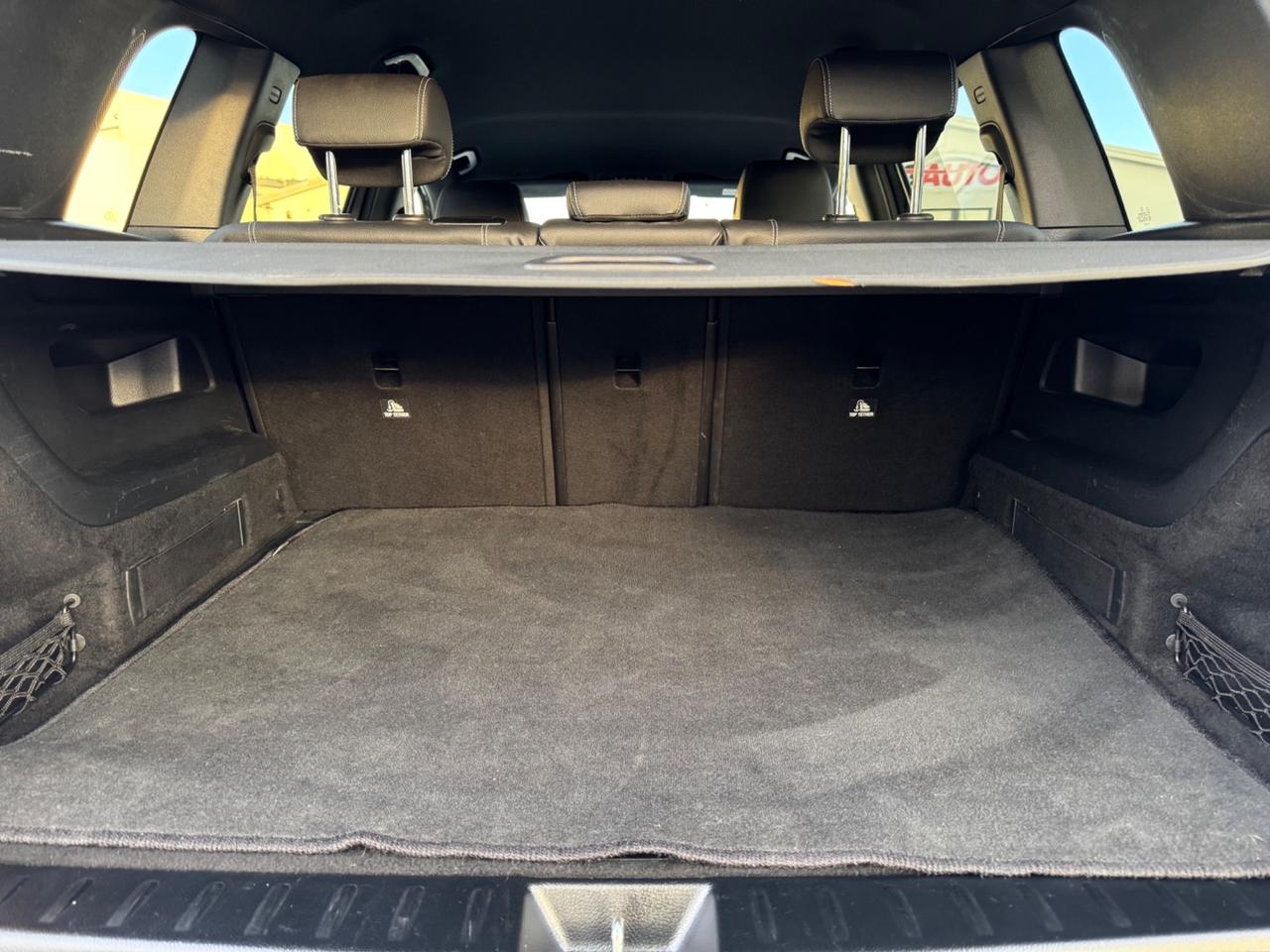 MERCEDES GLB 180d Sport - Luci Ambient Navi 18