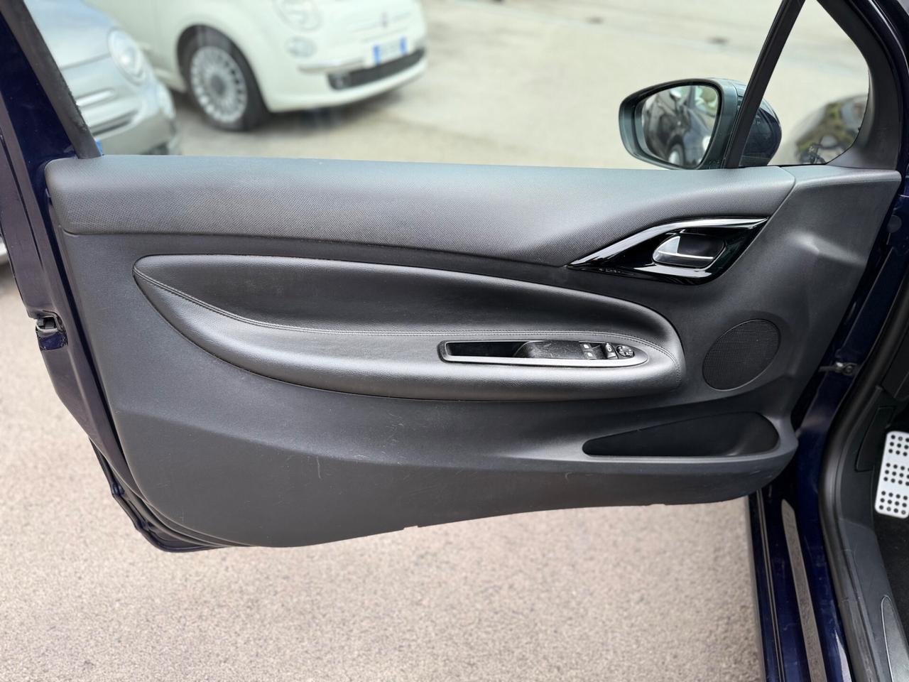 Ds DS3 3 1.6 BlueHDi 120 CV S&S Performance Line Cabrio