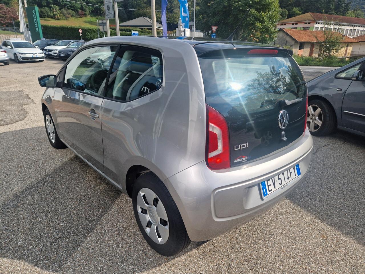 Volkswagen up! 1.0 3p. take