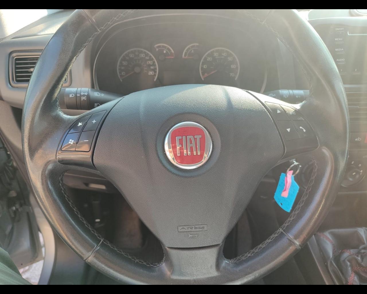 FIAT Doblò 3ª serie - Doblò 1.4 T-Jet 16V Natural Power Dynamic