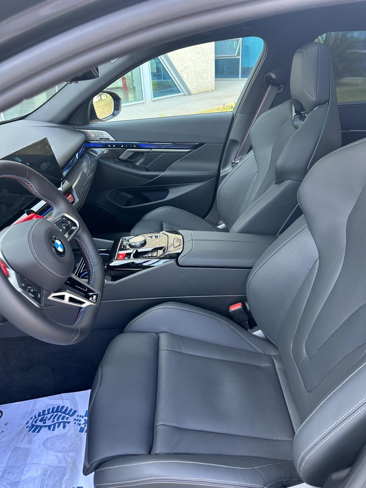 BMW M5 4.4 727cv auto possibilità noleggio no scoring