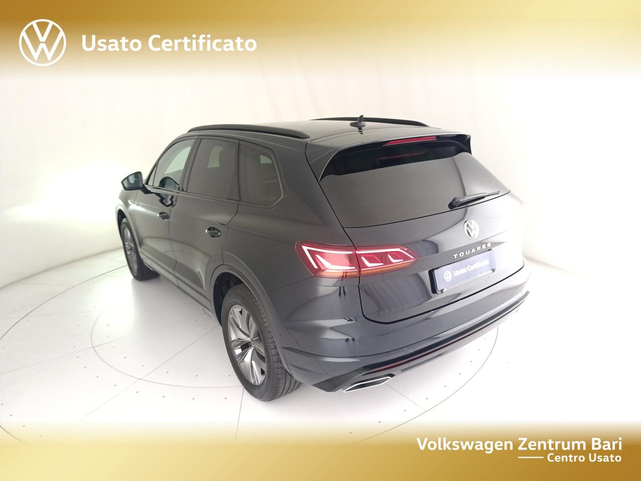 Volkswagen Touareg 3.0 v6 tdi elegance r-line exterior pack 231cv tiptronic