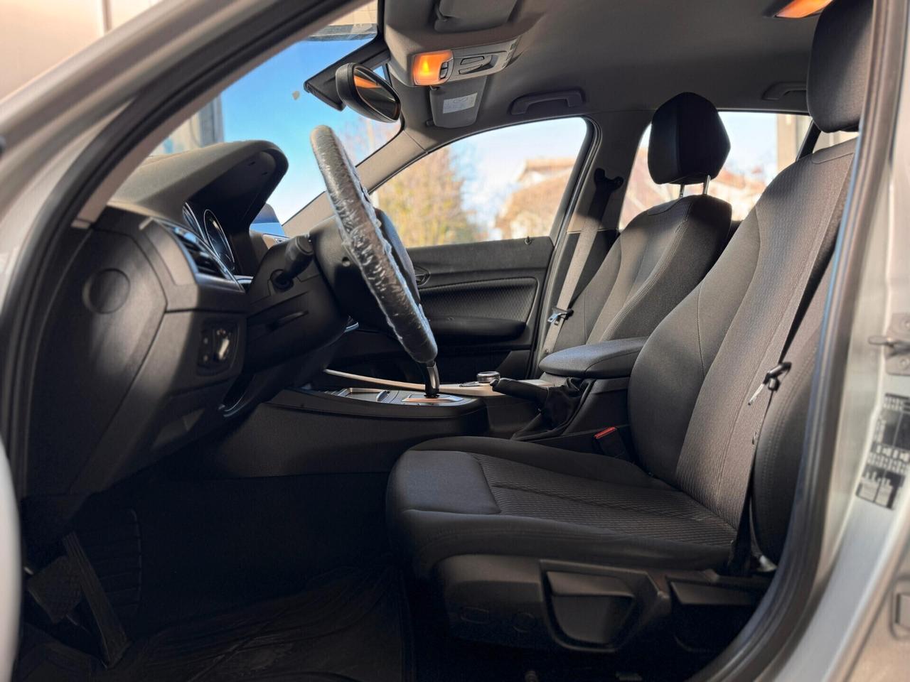 Bmw 116 116d 5p. Urban