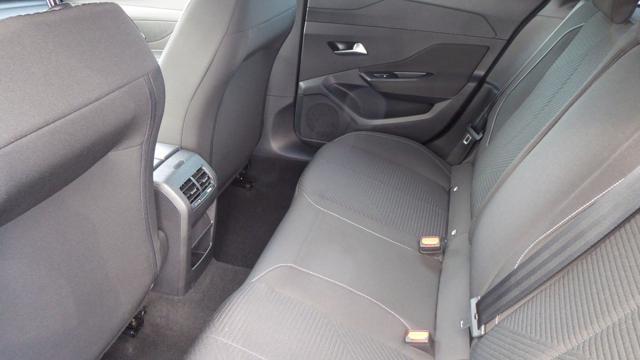 PEUGEOT 308 PureTech Turbo 130 S&S SW Active Pack