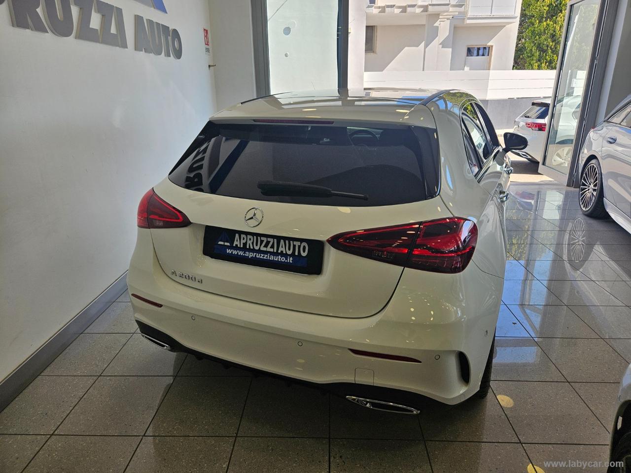 MERCEDES-BENZ A 200 d Automatic Premium Plus AMG Line