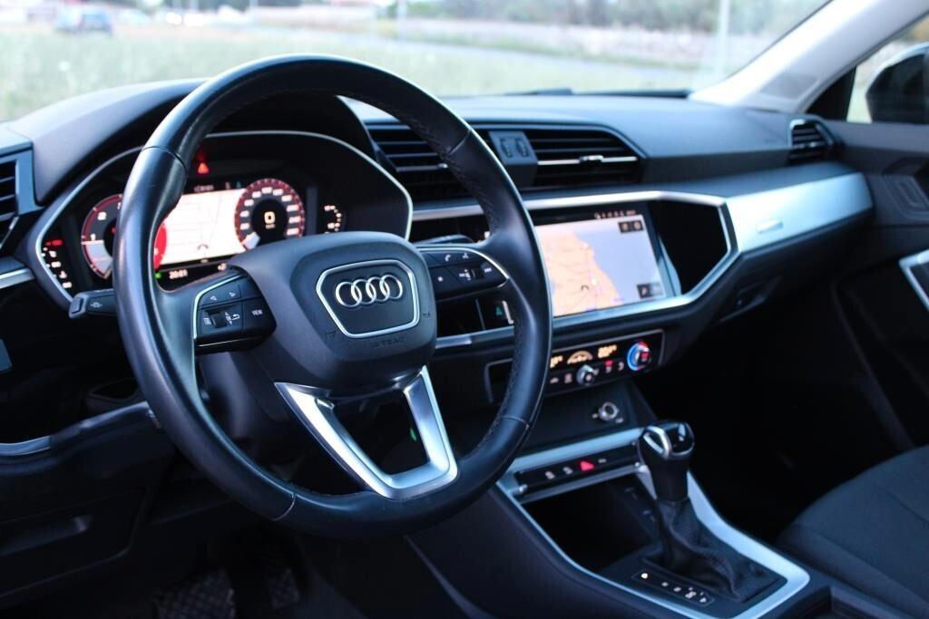 AUDI Q3 2.0 TDI 150 CV s-tronic *Matrix *Camera
