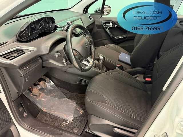 Peugeot 208 BlueHDi 75 5 porte Allure