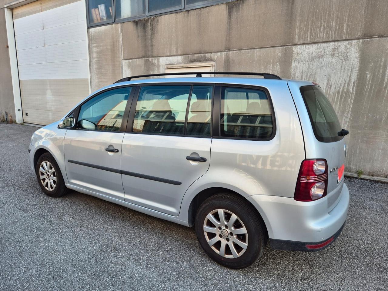 Volkswagen Touran 2.0 Highline 140