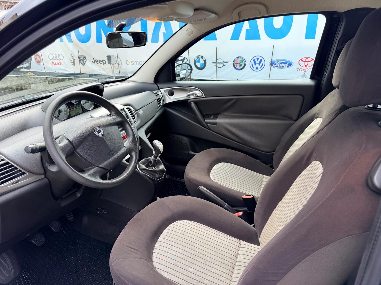 Lancia Ypsilon 1.2 Argento