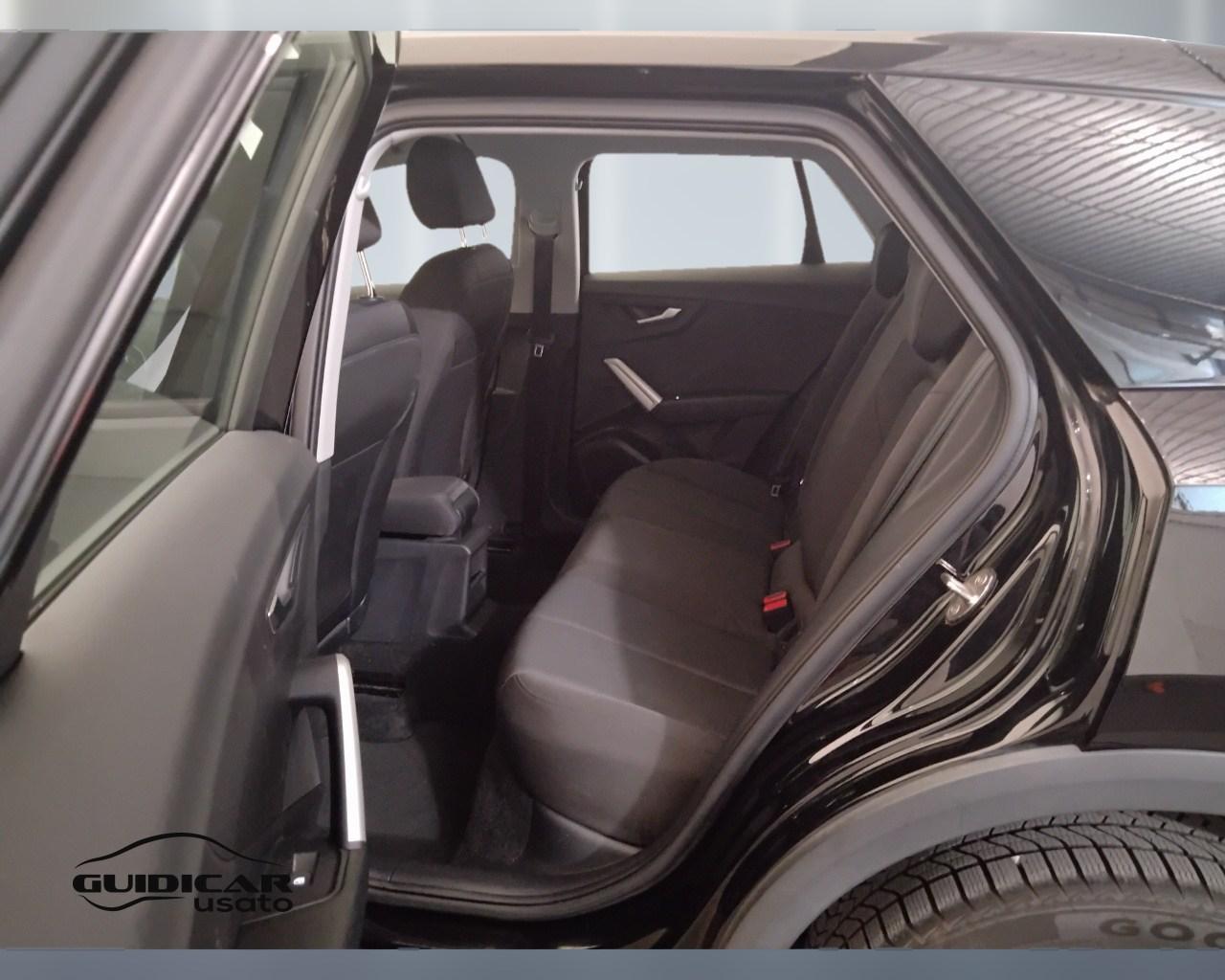 AUDI Q2 I 2021 - Q2 30 2.0 tdi Admired