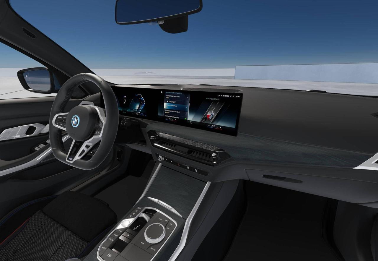 BMW Serie 3 330e Touring MSport