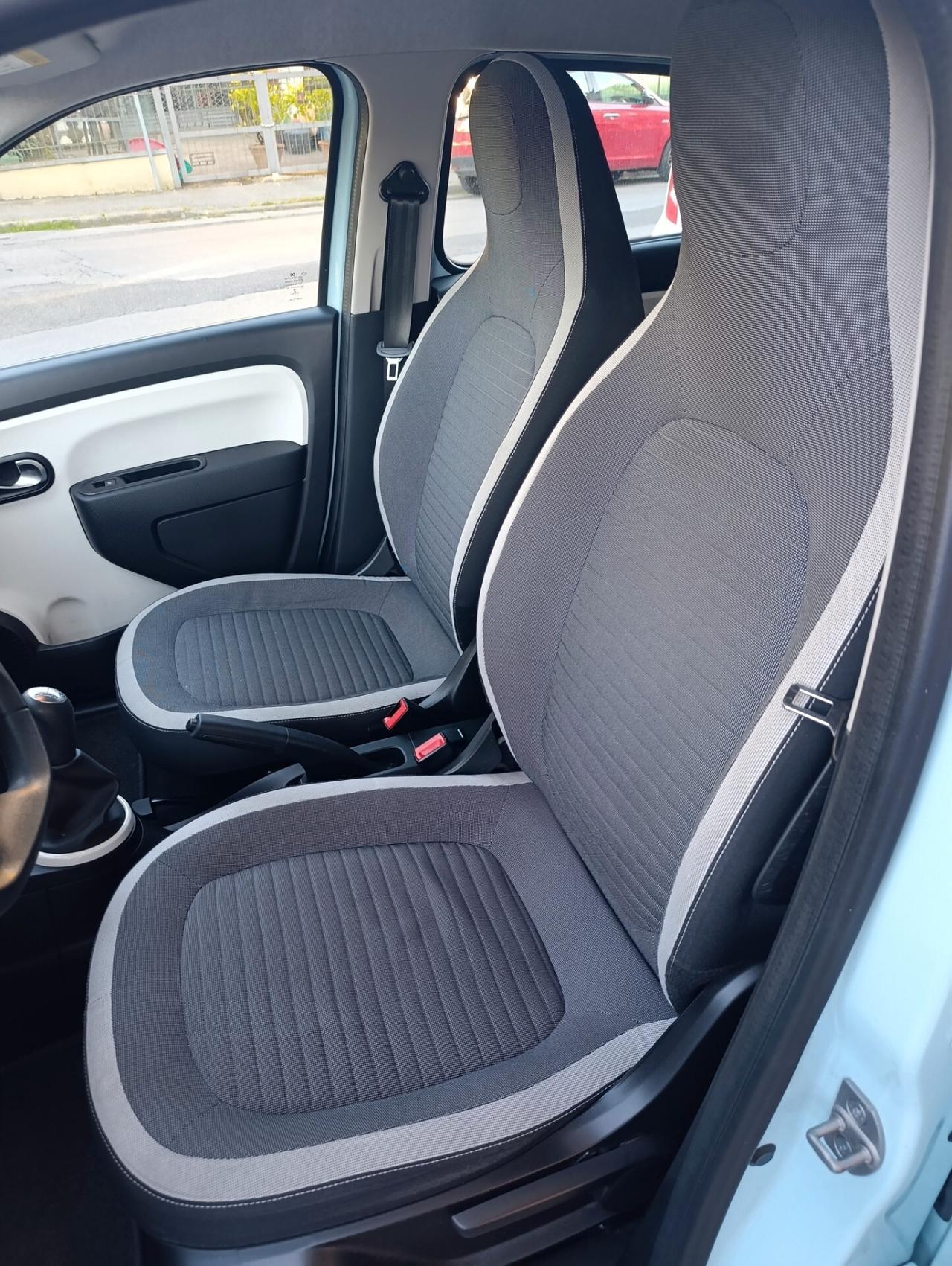Renault Twingo 1.0 SCe Live