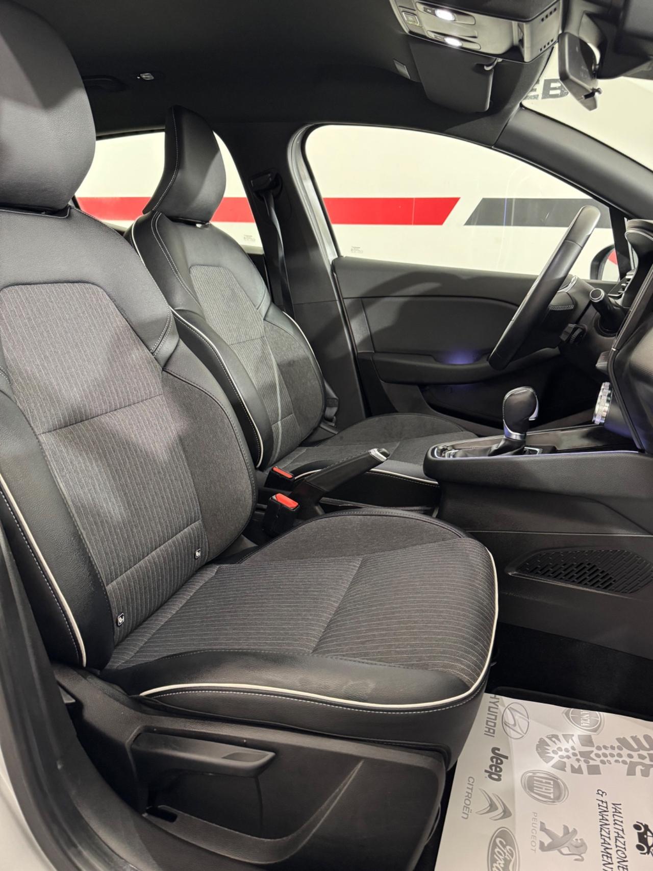 Renault Clio Full Hybrid E-Tech 140 CV 5 porte Intens