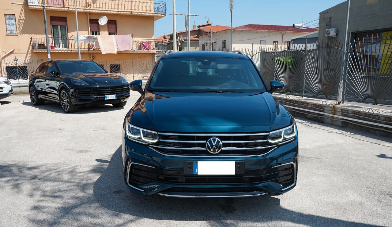Volkswagen Tiguan 2.0 TDI 150 CV SCR DSG 4MOTION R-Line