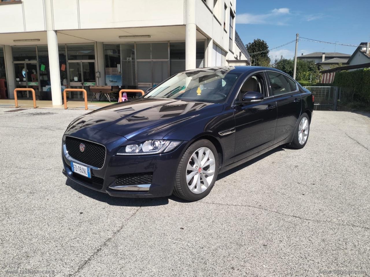 JAGUAR XF 2.0 D 180 CV aut. Prestige
