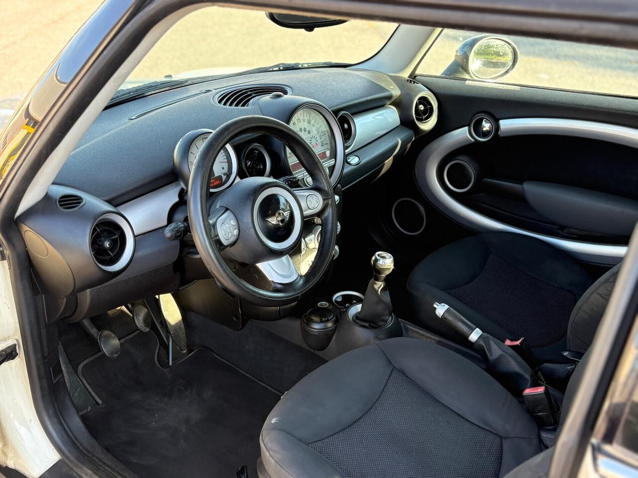 Mini 1.6 16V Cooper D NEOPATENTATI