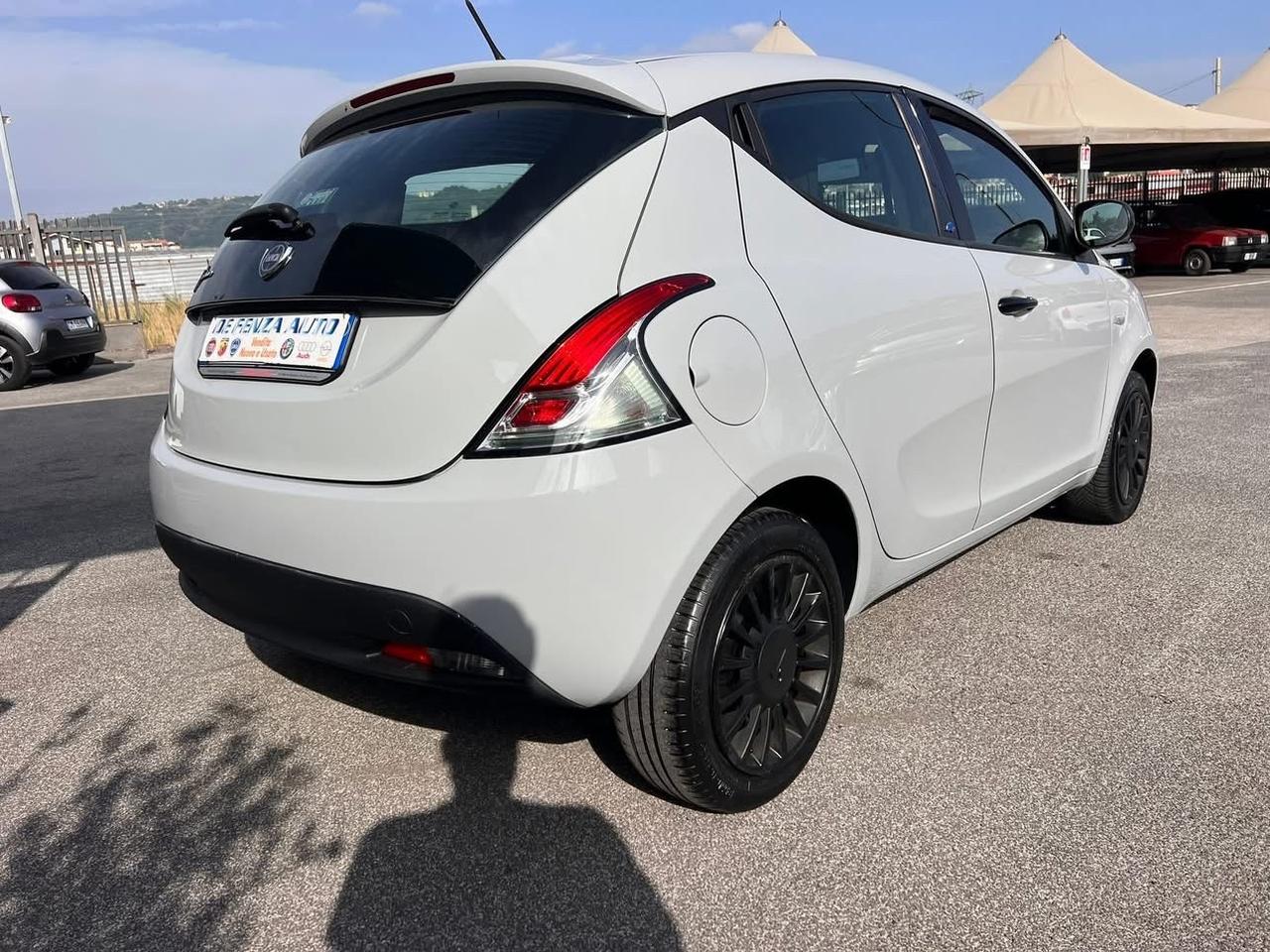 Lancia Ypsilon 1.2 69 CV 5 porte S&S Elefantino Blu