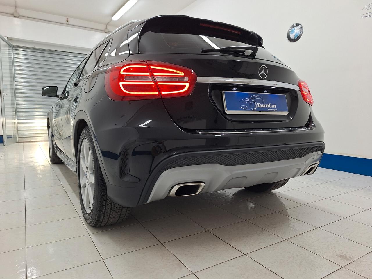 Mercedes-Benz GLA 200d 136cv Premium