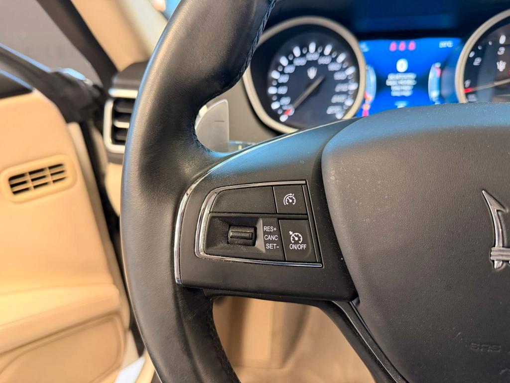 Maserati Ghibli 3.0 V6 250cv auto