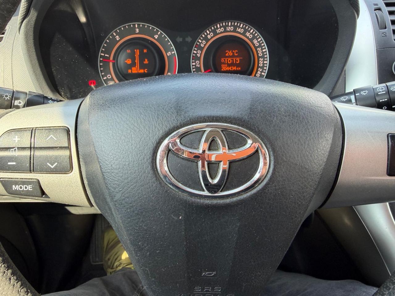 Toyota Auris 2.0 D-4D SOL #11110