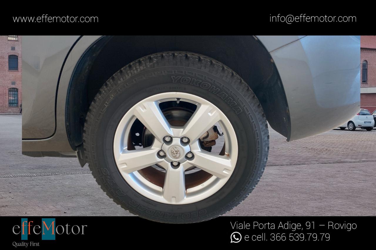 Toyota RAV 4 RAV4 2.2 D-4D 136 CV SOL